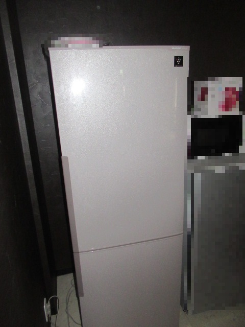 プラズマクラスター搭載冷蔵庫（ＳＨＡＲＰ　ＳＪ－ＰＤ２７Ｘ）を買取させていただきました。
